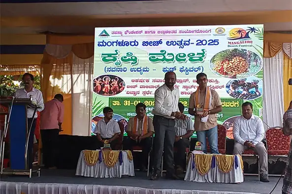 gramajanya-fpc-urban-bee-keeping-program Gramajanya FPC team conducted an urban beekeeping workshop.